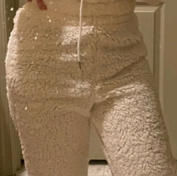 Jogger Elastic Waist Pants Off-White 5🌟rated Boutique favorite! Size Large - Picture 5 of 11